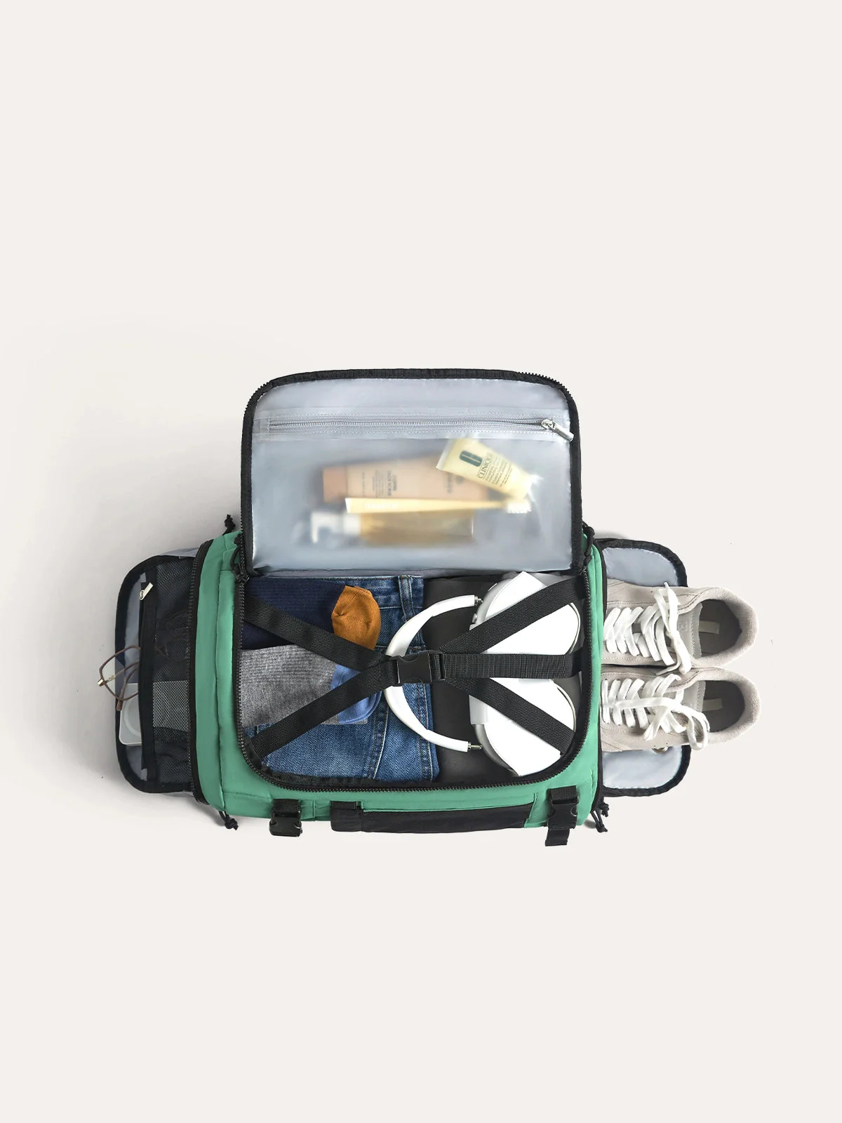Blast 38L Mesh Travel Backpack - Image 26