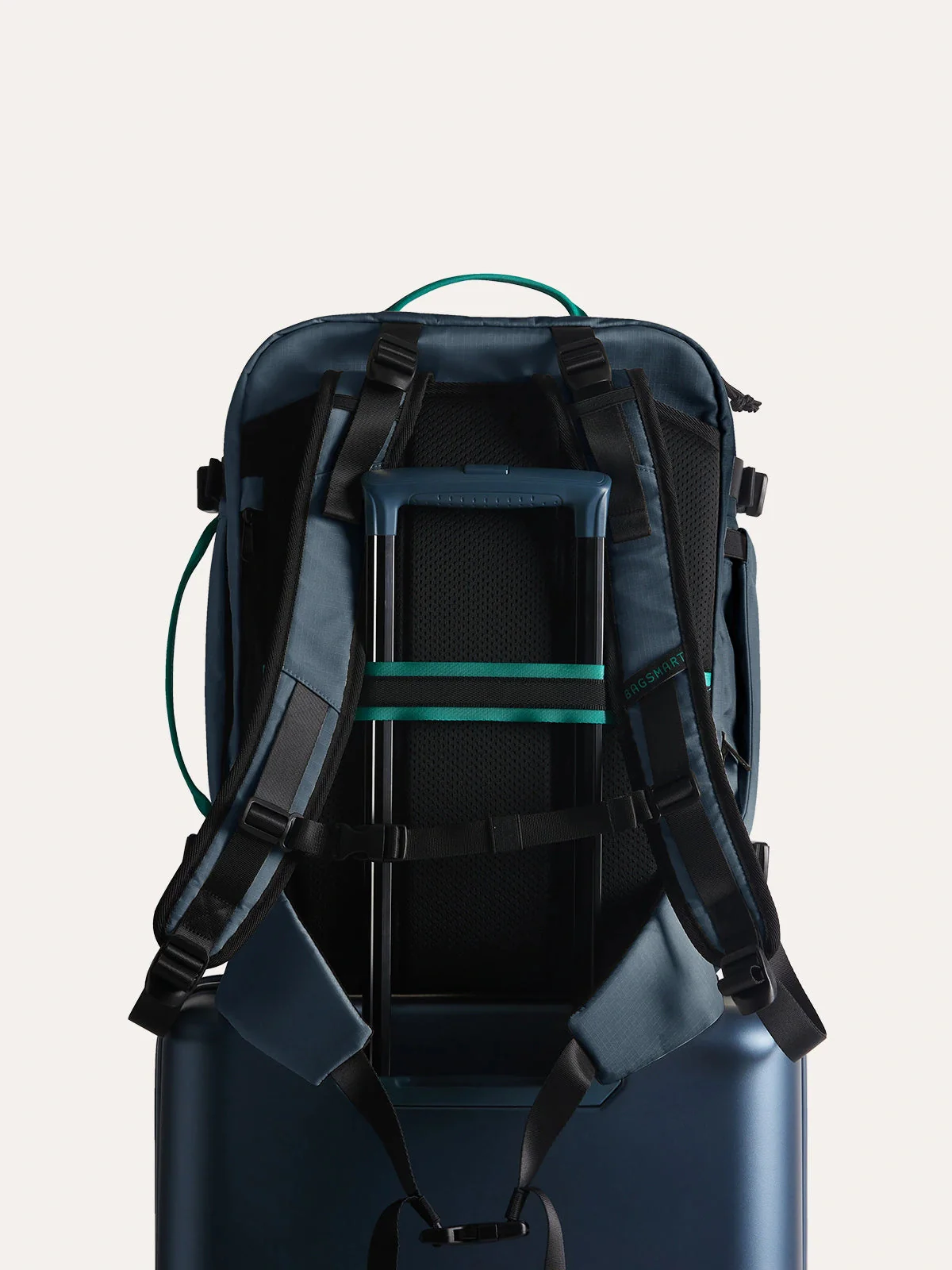 Blast Pro 40L Travel Backpack - Image 26