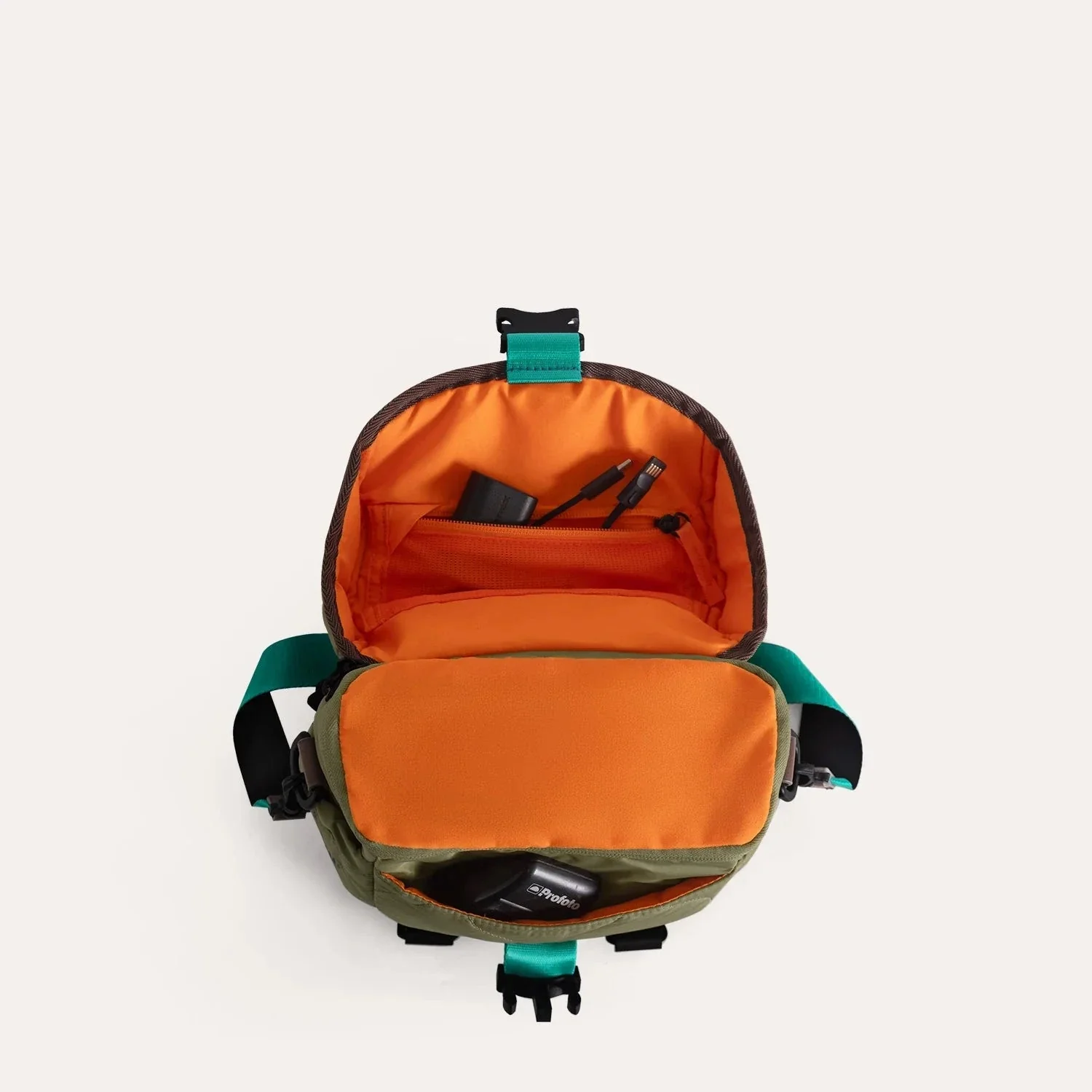 Paz 4L Camera Sling - Image 33